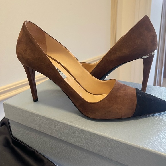 Authentic Prada Heels - Picture 4 of 8